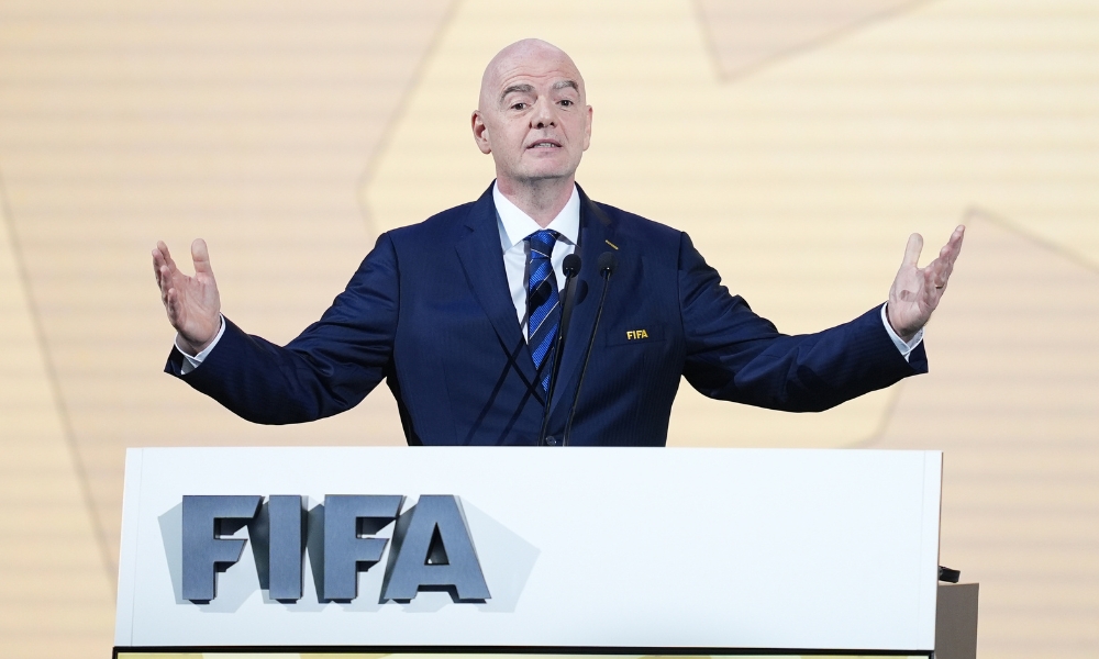 德转：原广州队、陕西联合前锋帕尔曼江自由身加盟广州蒲公英.